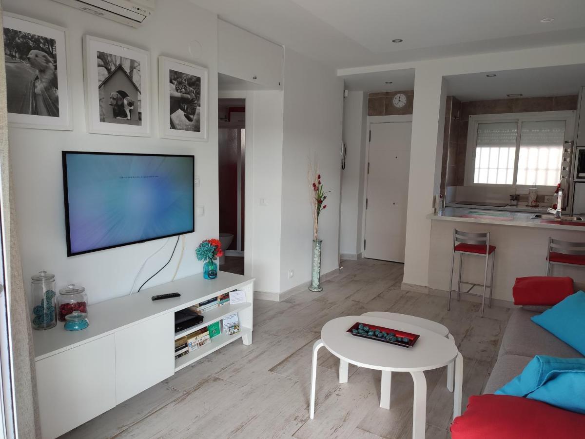 Carihuela Beach Torremolinos Exterior photo