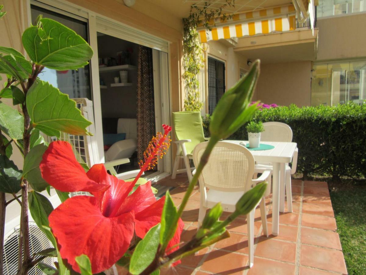 Carihuela Beach Torremolinos Exterior photo
