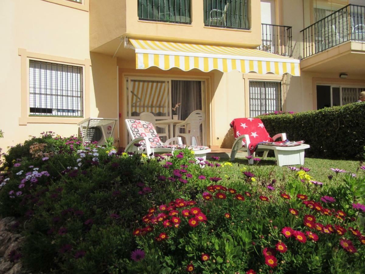 Carihuela Beach Torremolinos Exterior photo